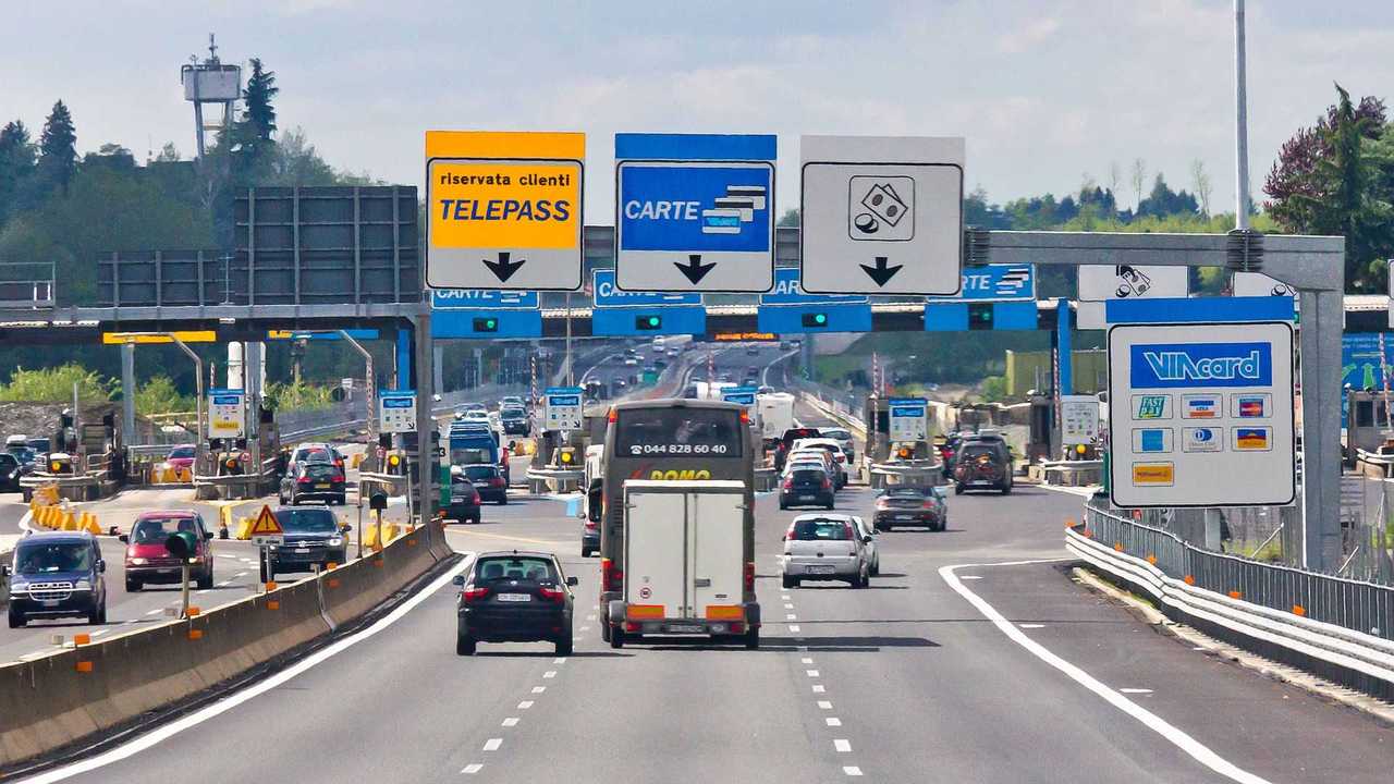 casello-autostrada-aumento-2024